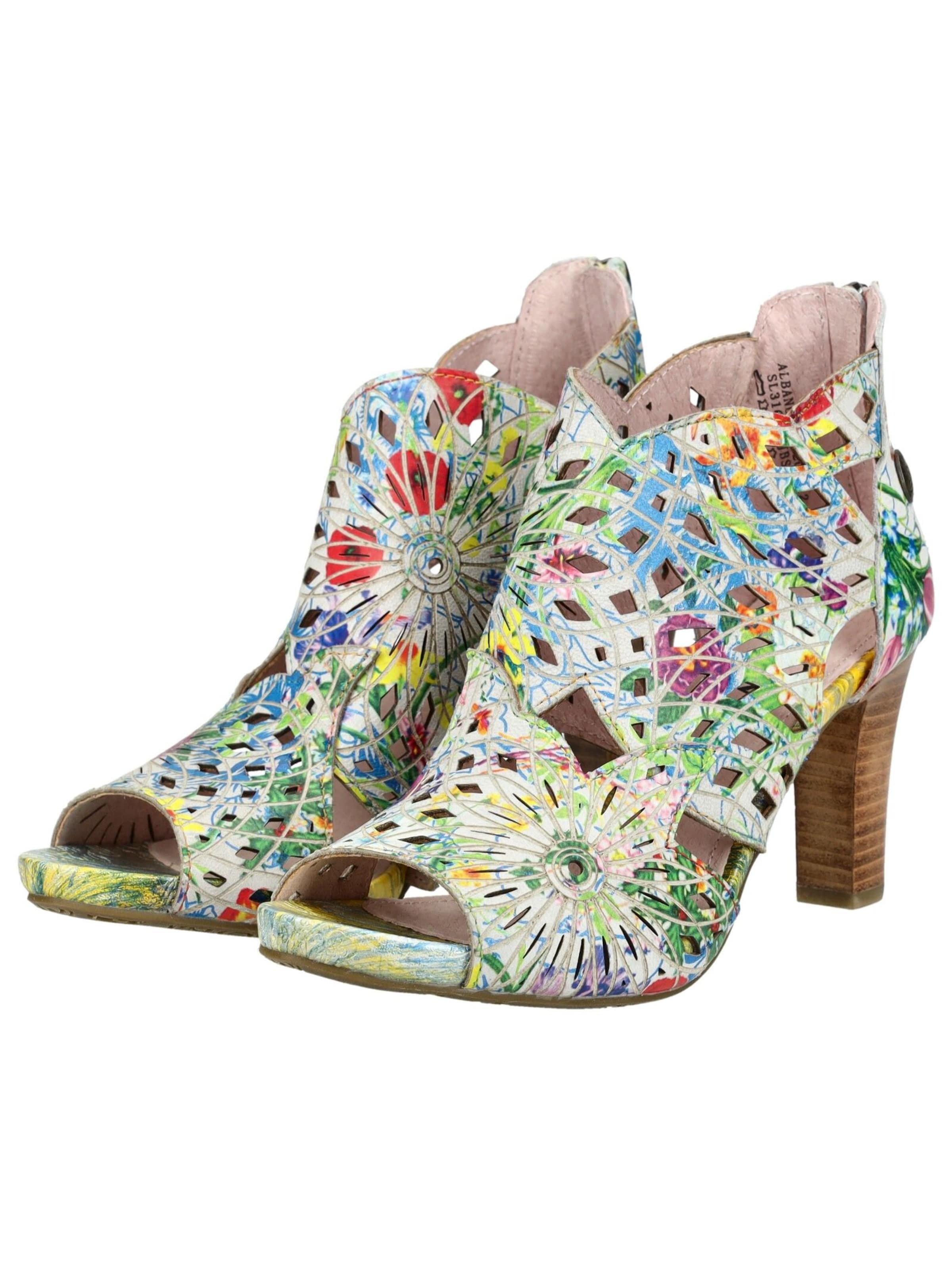 Laura Vita Ankle Boots in Green