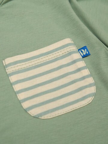 Maglietta 'Day Dreamer - UPF50+ Longsleeve Shirt mit UV-Schutz' di Poppy Mojo in verde