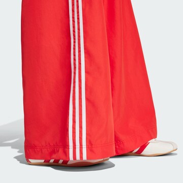 Wide Leg Pantalon 'Adilenium Season 3' ADIDAS ORIGINALS en rouge
