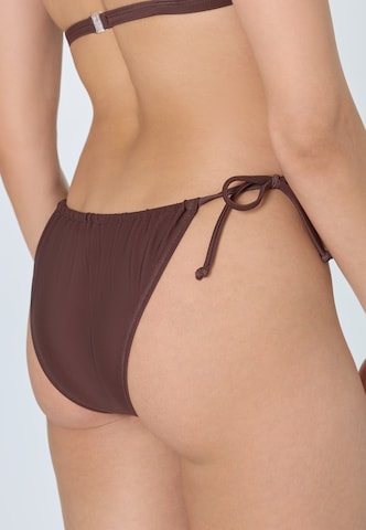LSCN by LASCANA Bikinihose in Braun