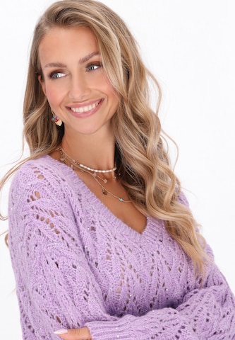 IZIA - Pullover em roxo