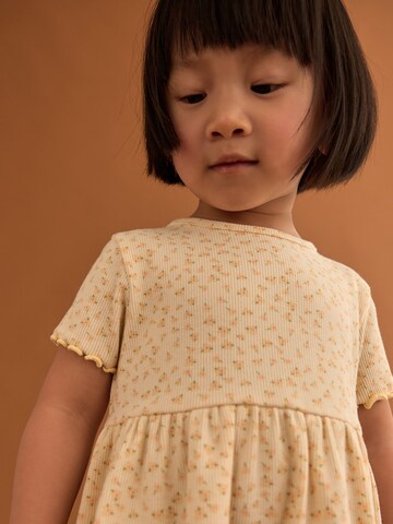 Robe Next en jaune