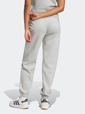 ADIDAS SPORTSWEAR Tapered Παντελόνι φόρμας 'FI' σε γκρι