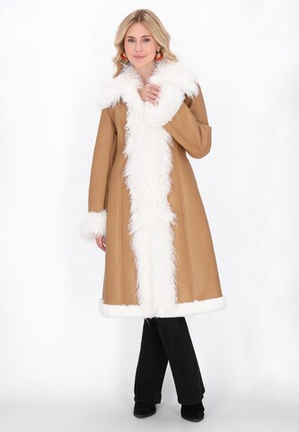 Manteau d’hiver 'Fashion Look' IZIA en beige : devant