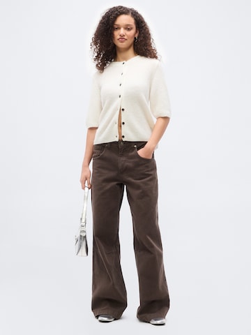 Geacă tricotată 'Jinie' de la MSCH COPENHAGEN pe alb