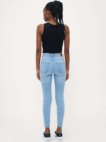Skinny Jean 'ONLLULU' Only Petite en bleu
