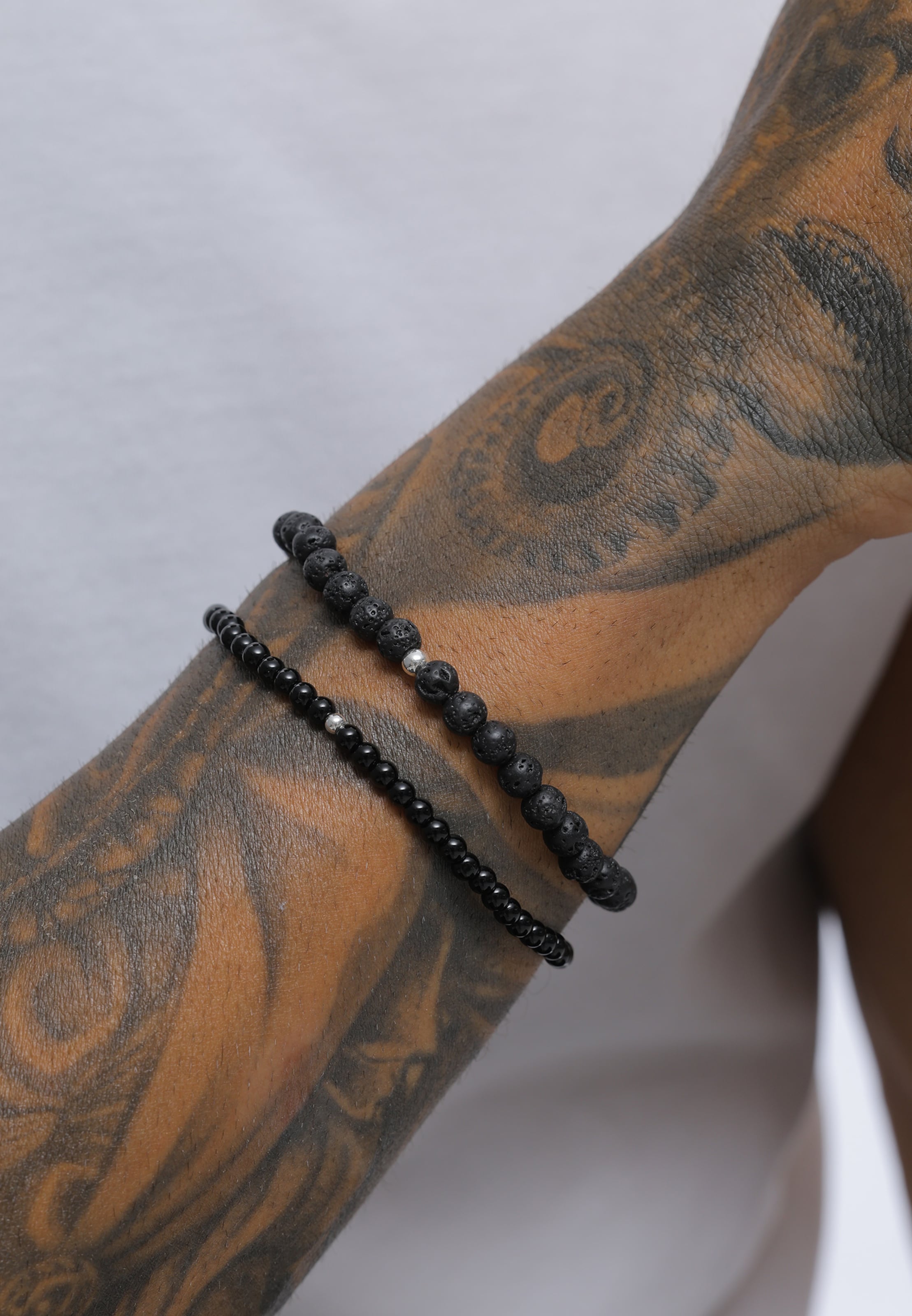 KUZZOI Bracelet 'Onyx' in Black: front