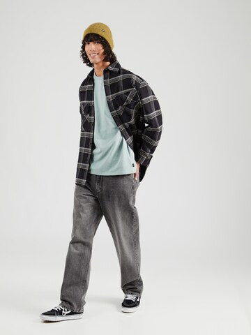 VANS T-Shirt 'OFF THE WALL II' in Grün