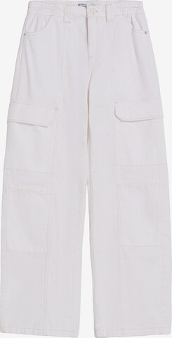 Bershka Pants in White: front