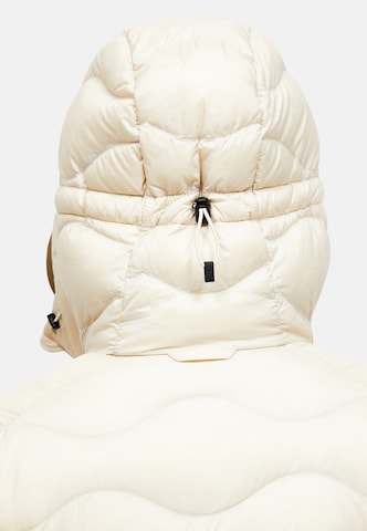 PEAK PERFORMANCE Daunenmantel W Helium Lightweight Down Parka in Beige