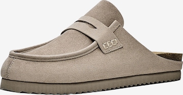 Bershka Pantofle – šedá: přední strana