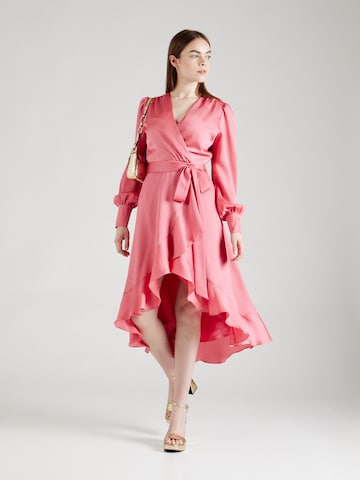 SWING - Vestido de gala en rosa