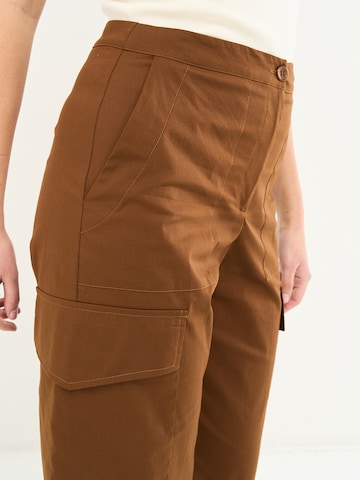 Camomilla Italia Wide leg Pants 'Patrick' in Brown