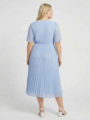 Guido Maria Kretschmer Curvy Cocktailmekko 'Daphne' värissä sininen