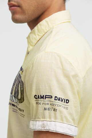 CAMP DAVID Slim fit Button Up Shirt in Yellow