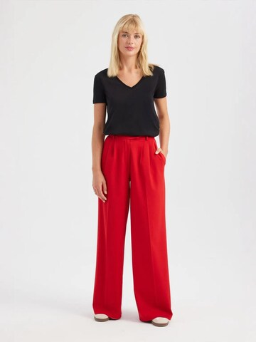 Hiccup T-Shirt in Schwarz