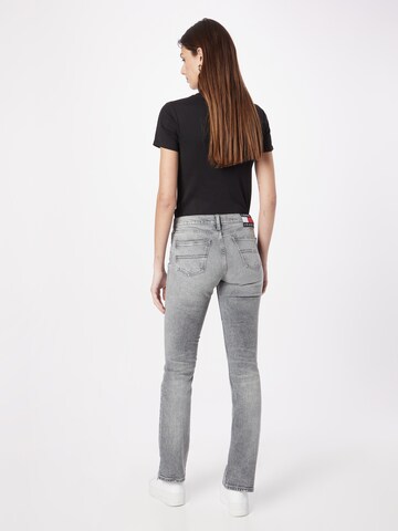 Tommy Jeans Bootcut Jeans 'MADDIE' in Grijs