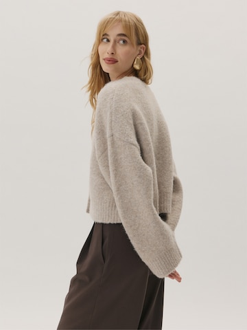 KAVAZI Knit cardigan in Beige