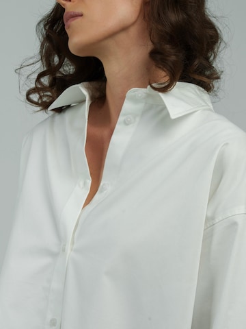 Canvas n.1 Blouse in White