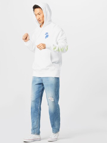 Sweat-shirt Nike Sportswear en blanc