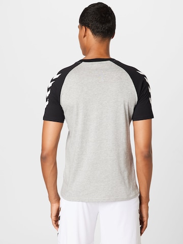 T-Shirt fonctionnel 'Legacy' Hummel en gris