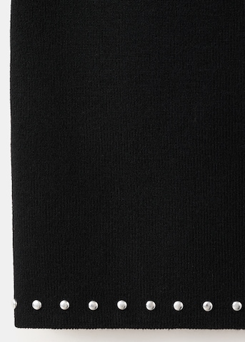 Top de la MANGO pe negru