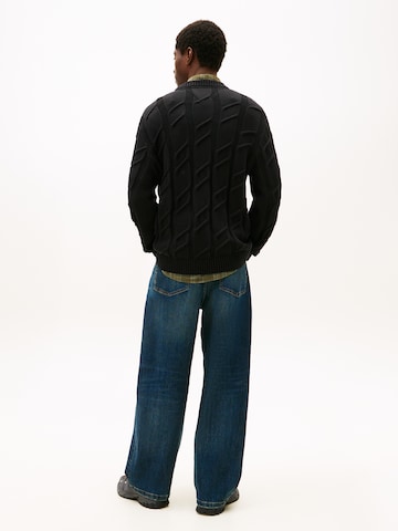 Pull-over Tommy Jeans en noir