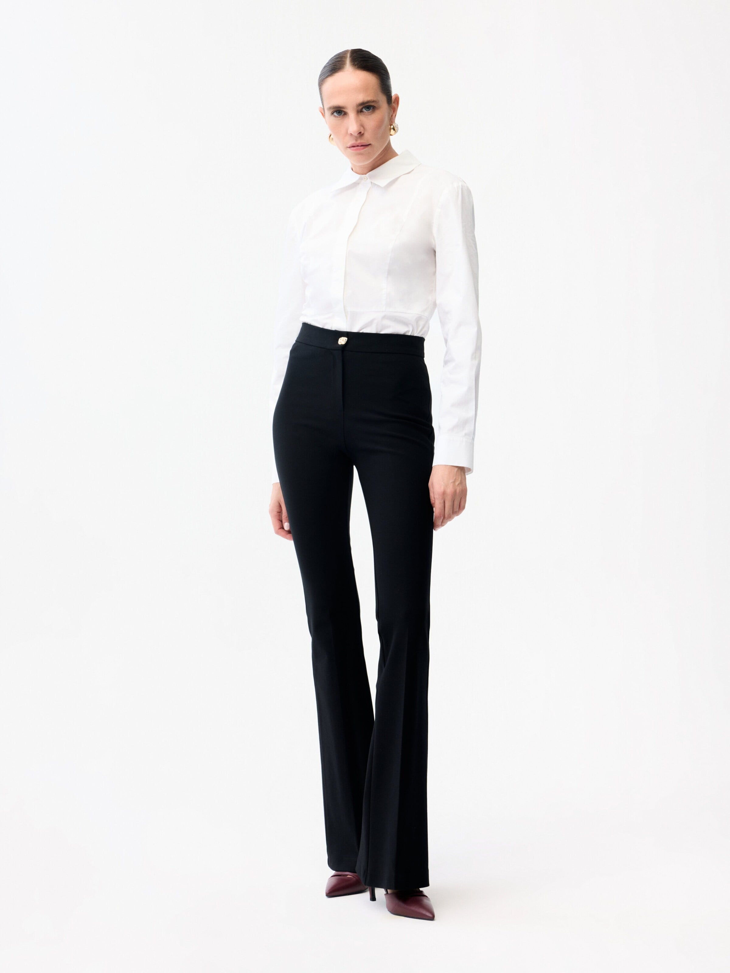 adl Regular Trousers in Black: front