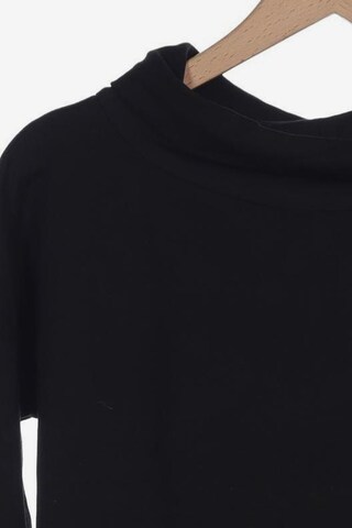 Someday Sweatshirt & Zip-Up Hoodie in S in Black