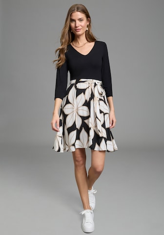 LAURA SCOTT Dress in Black