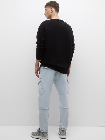 Pull&Bear Tapered Jeans in Blau