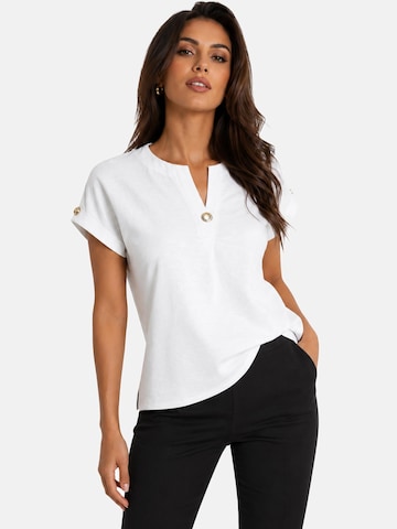REGINA FASHION Blúzka 'Blouse with button' - Biela