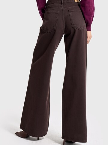 IT'S BASIC Wide leg Jeans 'ELENA PALAZZO MID RISE JEANS' in Bruin