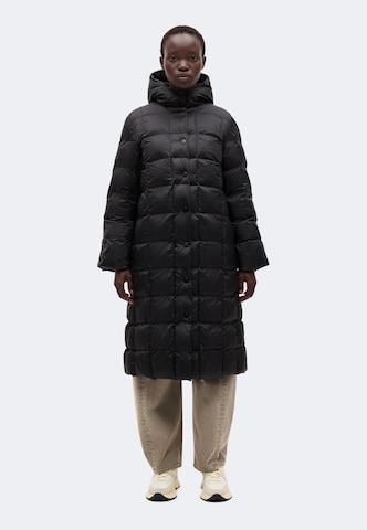 Cappotto invernale 'MMLGENNAIO' di M-M in nero: frontale