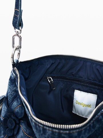 Poșete de la Desigual pe albastru