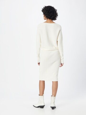 Robes en maille Banana Republic en blanc