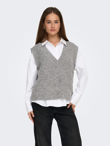 ONLY Sweater 'ONLGIila' in Grey: front
