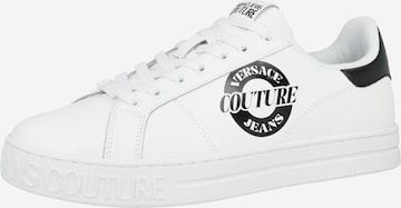 Versace Jeans Couture Matalavartiset tennarit 'FONDO COURT 88' värissä valkoinen: etupuoli