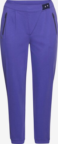SHEEGO Pleat-Front Pants in Purple: front