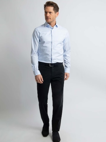 Regular Pantalon chino Steppin' out en bleu : devant