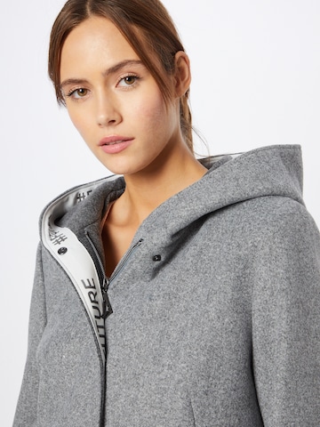 Amber & June Winterjacke in Grau