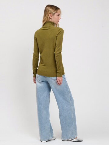 Influencer Sweater in Green