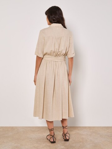 Apricot Kleid in Beige
