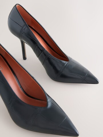 Next Лодочки в Черный