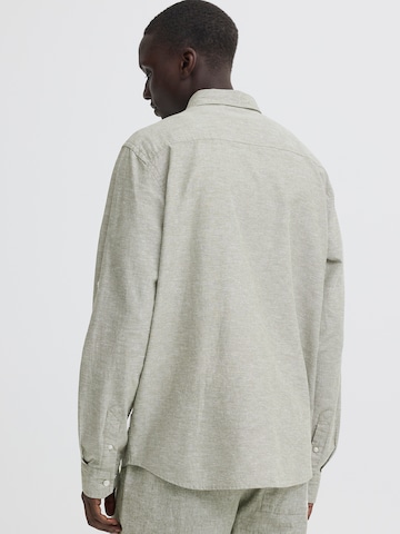 BLEND Средняя посадка Рубашка 'BHABAN' в Зеленый