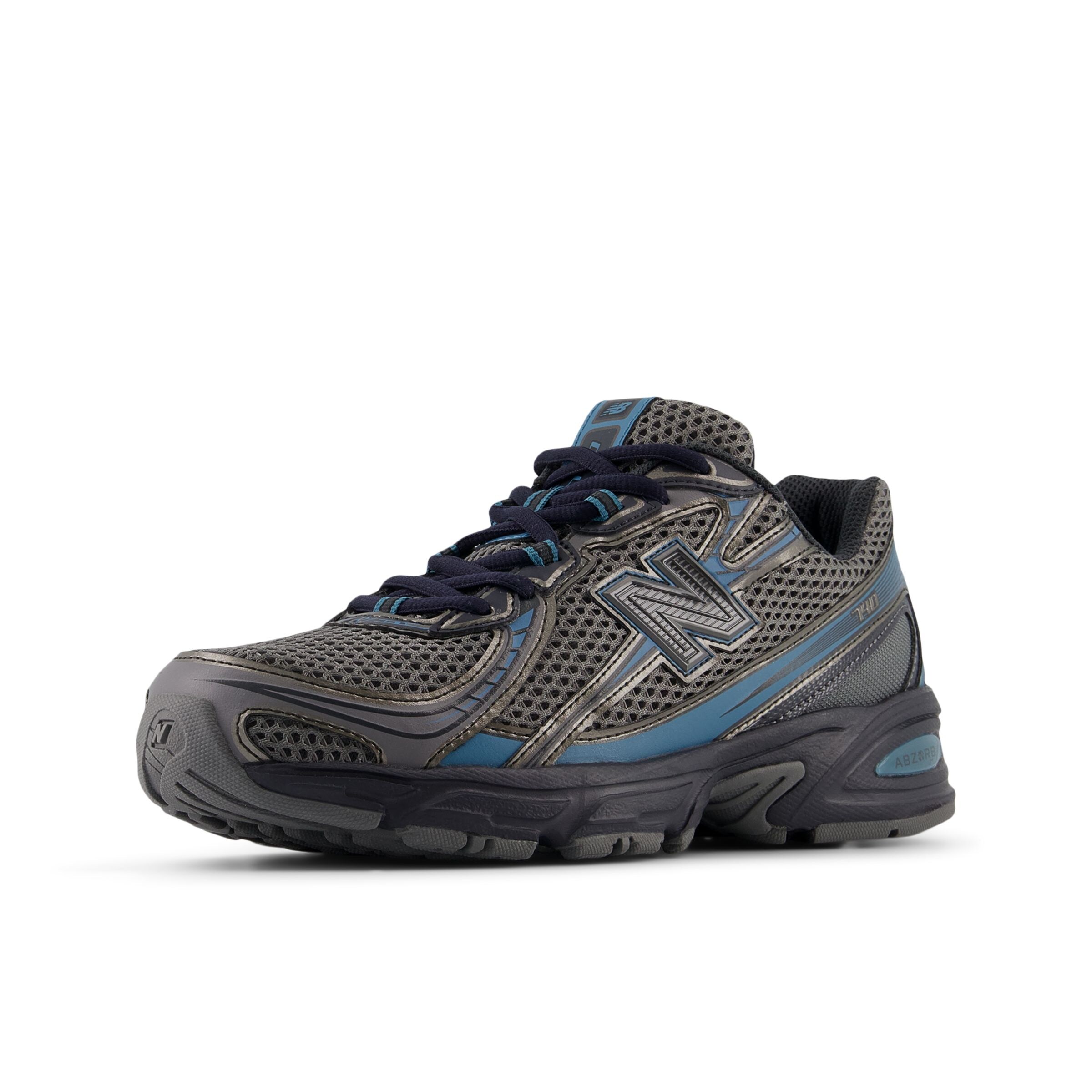 new balance Platform trainers '740' in Black: front