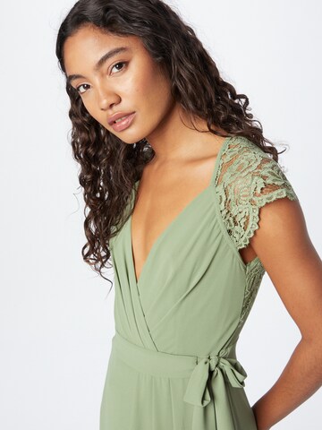 Robe de soirée 'KIANA' TFNC en vert