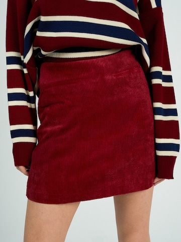FYS - Falda 'Ruby Flow Mini Skirt' en rojo
