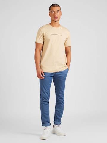 Calvin Klein Jeans T-Shirt in Beige