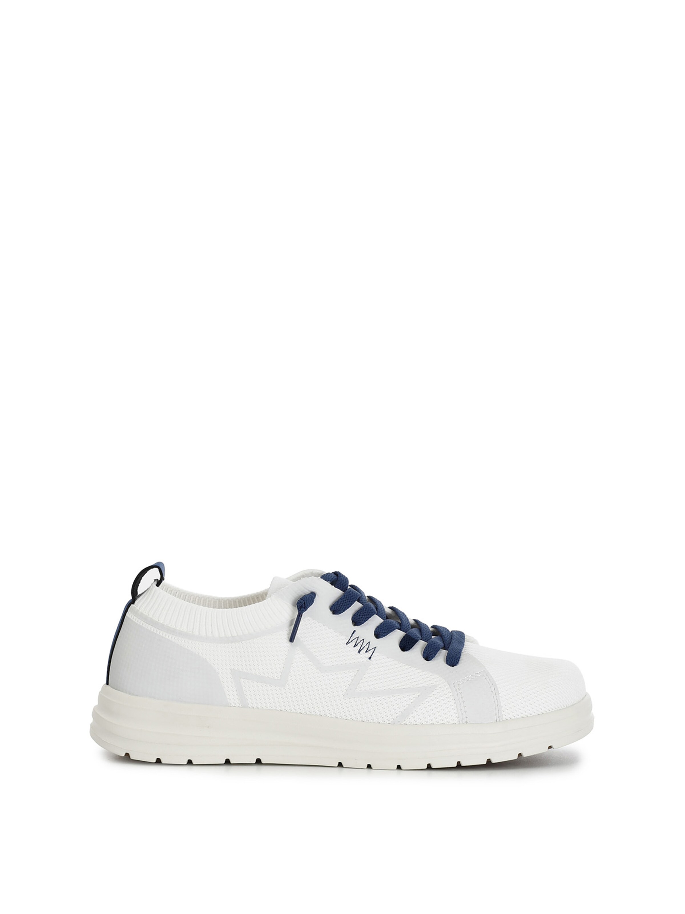 Sneaker bassa di CAFè NOIR in bianco